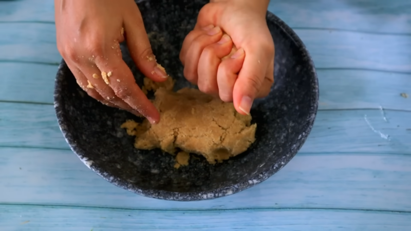 Instructions for Making Gujarati Churma Ladoo